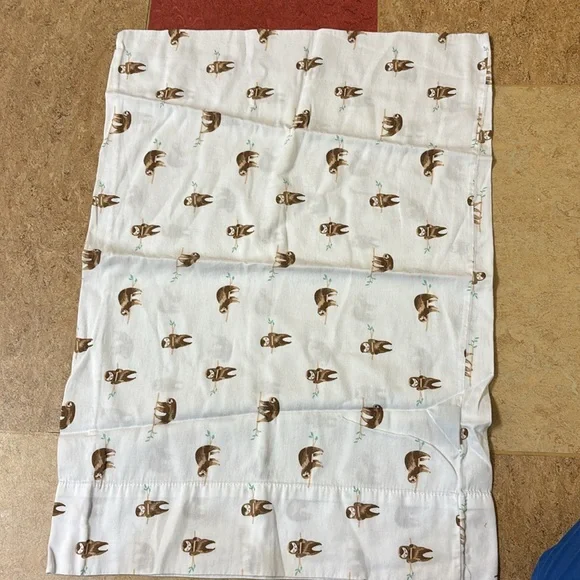 Sloth Pillow Cases (2) - Picture 4 of 6